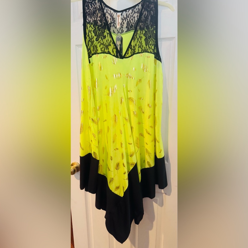 Swimsuit coverup in Yellow and Black. Asymmetrical hem.
